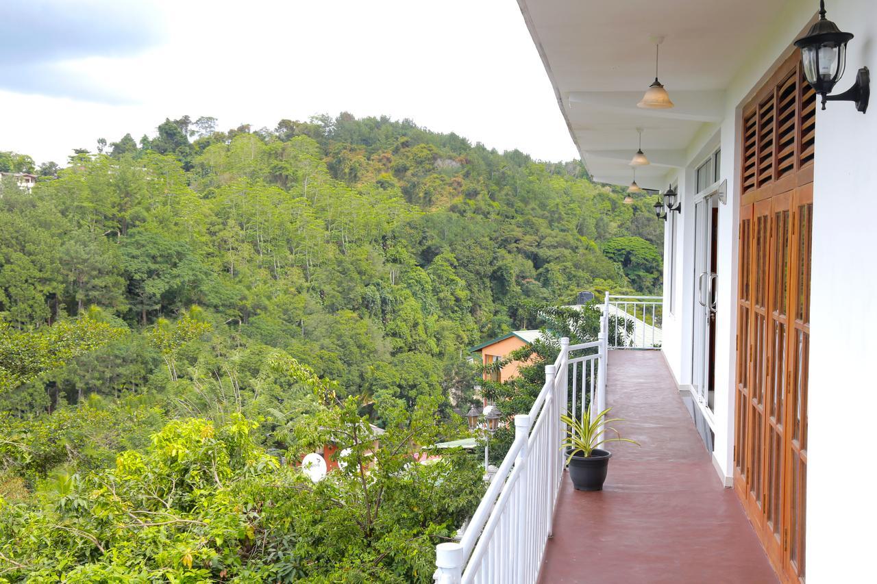 Villa Serene Kandy Exterior foto